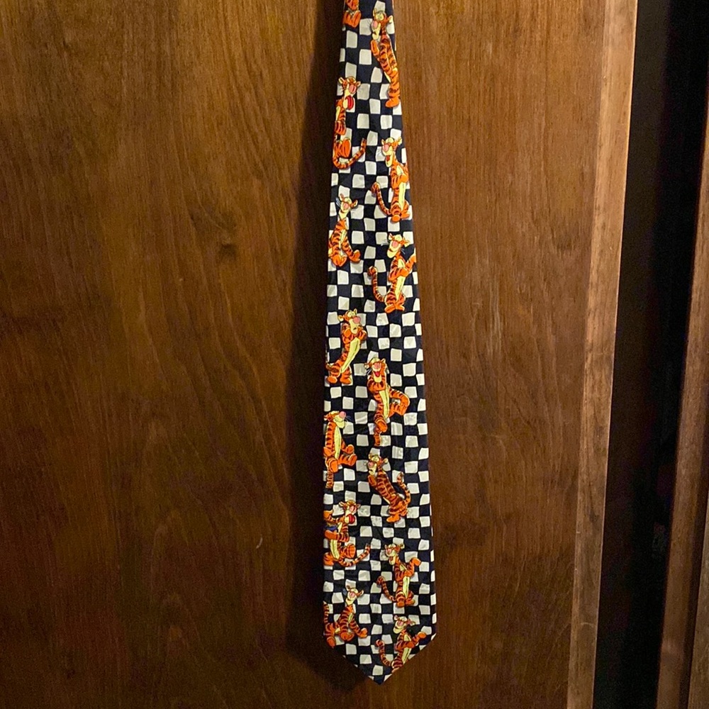 Disney tiger necktie Winnie the Pooh